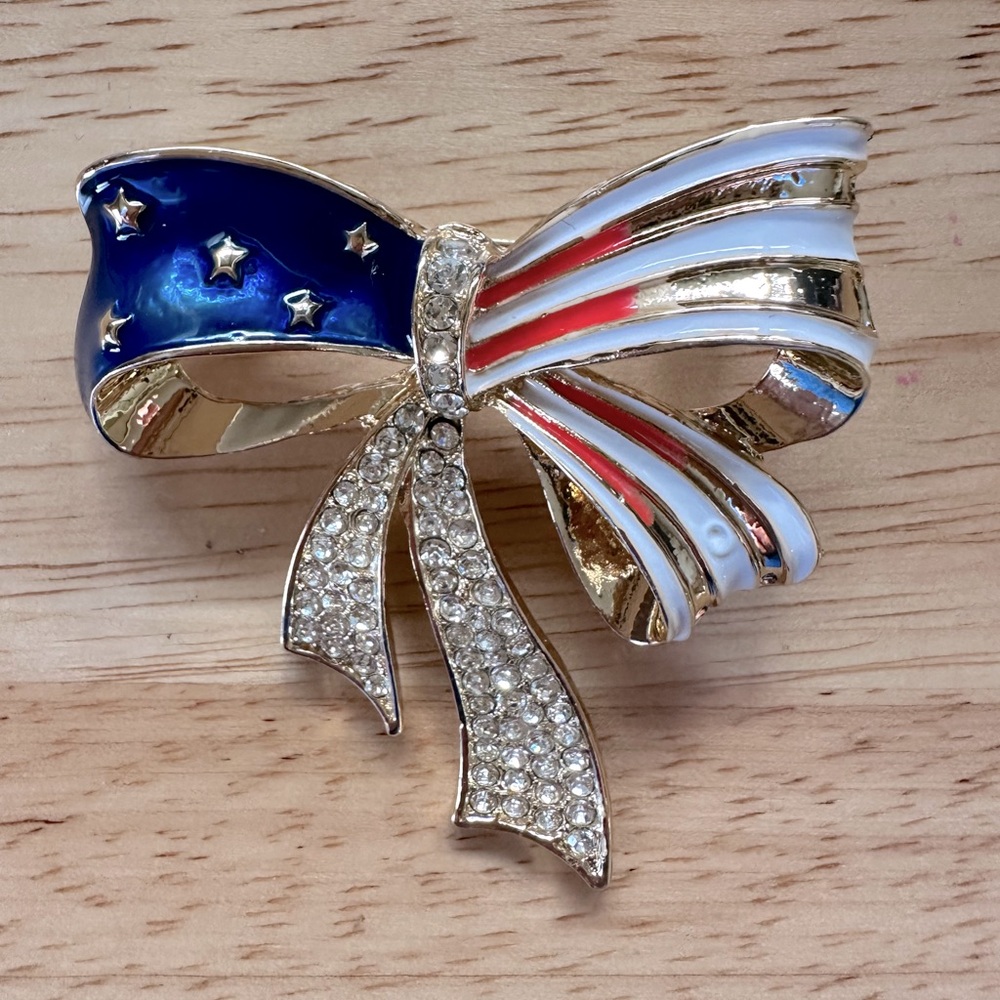 Patriotic Bow Brooch with Stars BRAND NEW